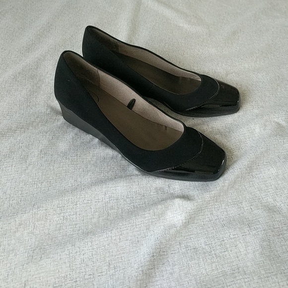 Life Stride Shoes Simply Comfort Black Heels Poshmark